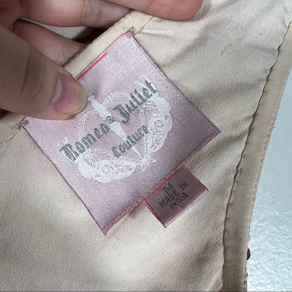 Romeo & Juliet Couture, Rainbow Sparkle Beaded, Cream, Scoop Neck Dress Size M - Picture 14 of 14